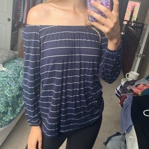 Off the shoulder long sleeve